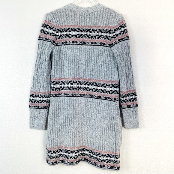 Lety & Me Long Line Chunky Knit Aztec Striped Cardigan Size XS - Picture 3 of 11